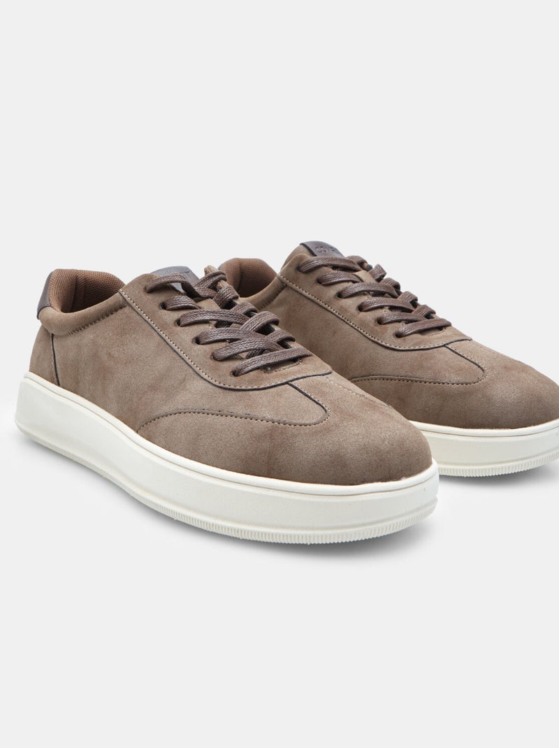 Baskets  BATA Marron - Kiabi