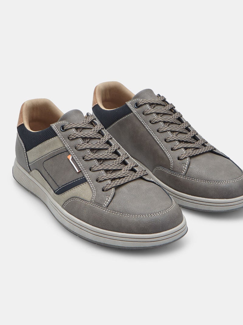 Baskets  BATA Taupe - Kiabi