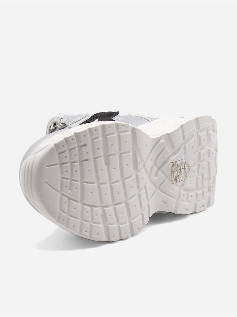 Baskets Bébé a lacets Argent - Kiabi