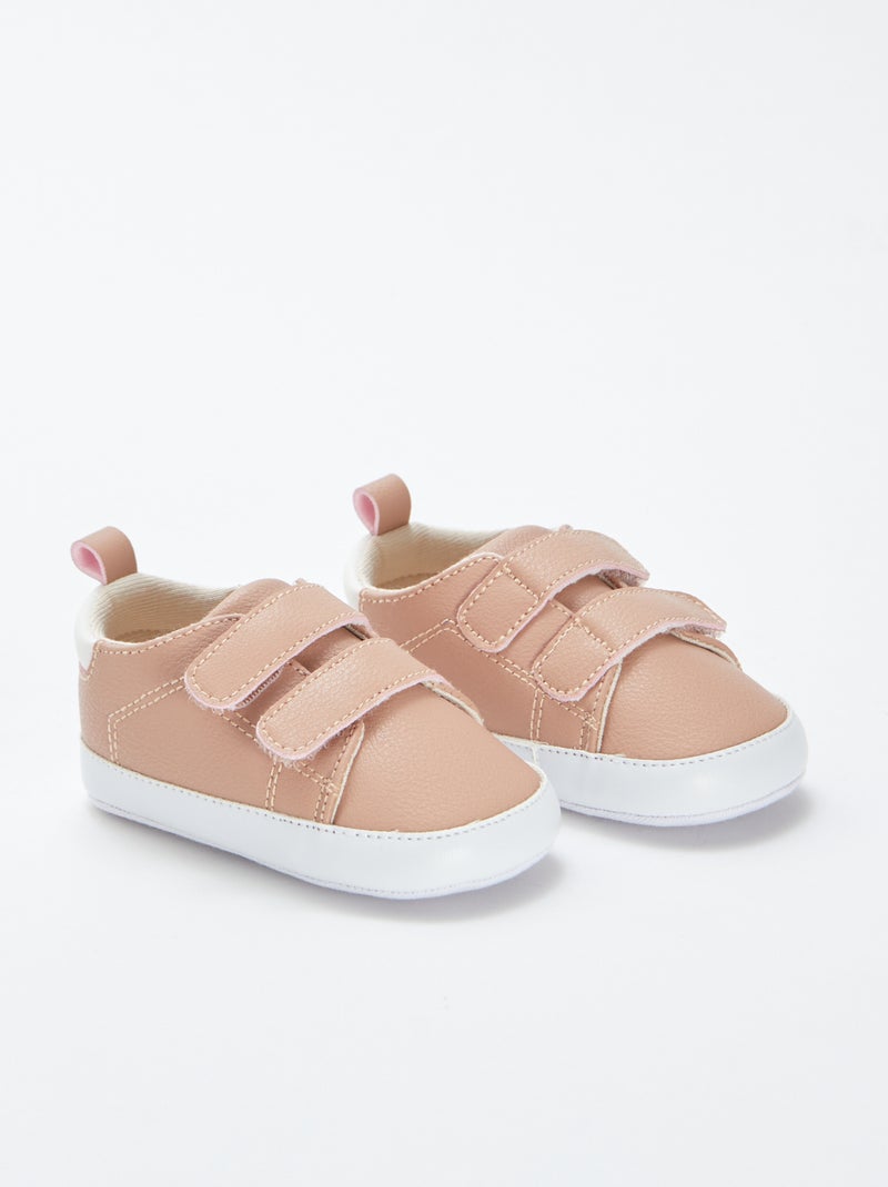 Baskets bicolores à scratchs Beige - Kiabi
