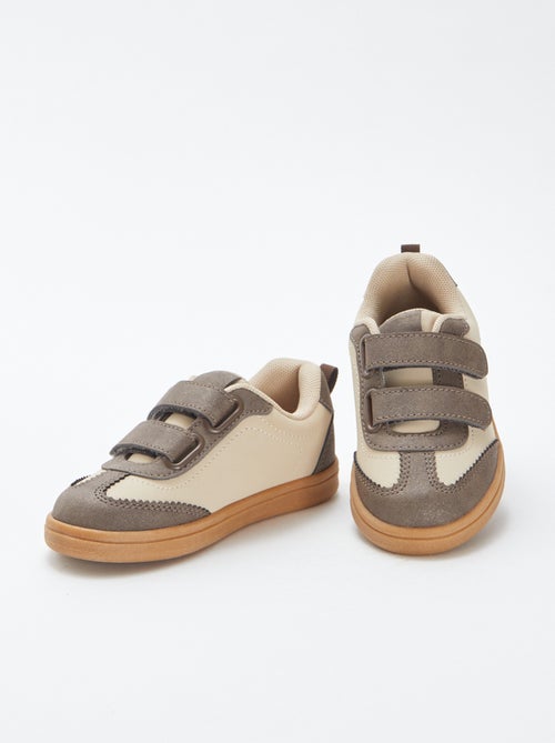 Baskets bicolores à scratchs - Kiabi