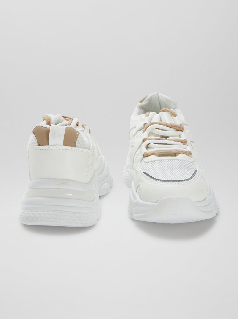 Baskets bicolores à semelle épaisse BLANC - Kiabi