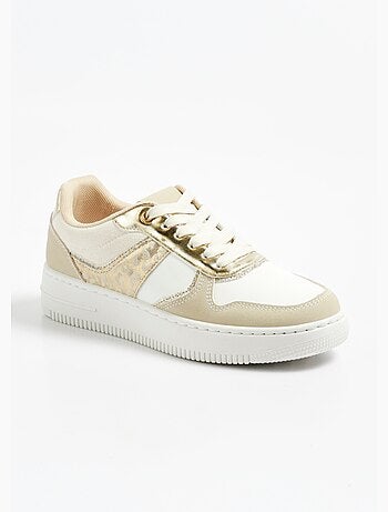 Baskets bicolores détails métallisés