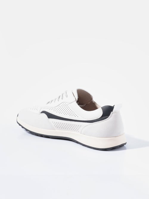 Baskets bimatière en simili cuir perforé - AFIBEL - Kiabi