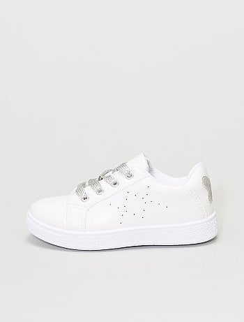 Baskets blanches 'papillon'