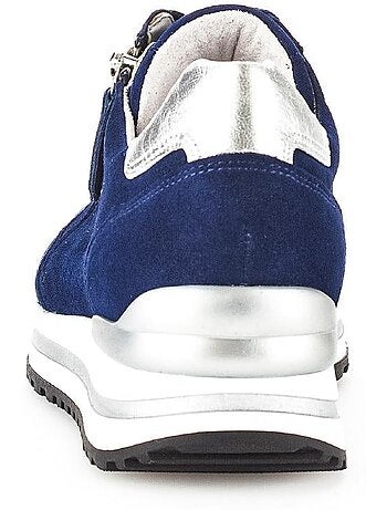 Baskets bleu en nubuck