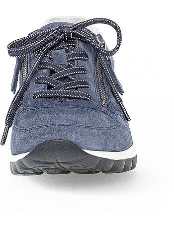 Baskets bleu en nubuck