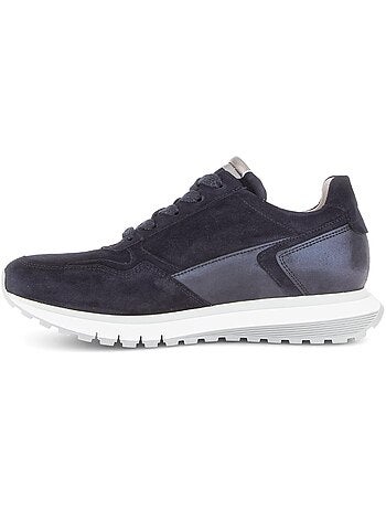 Baskets bleu en nubuck
