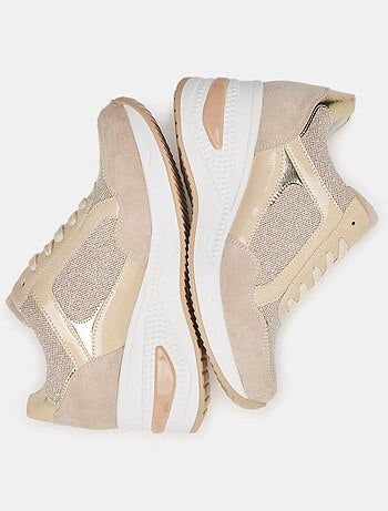Baskets classiques avec plateforme BATA
