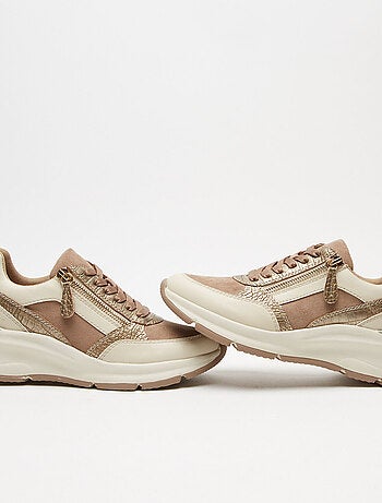 Baskets compensées BATA