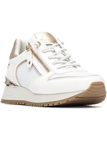 Baskets compensées femme à lacets