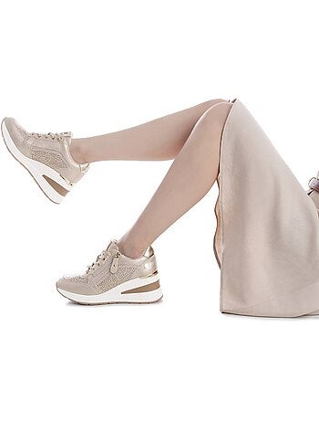 Baskets compensées femme à lacets