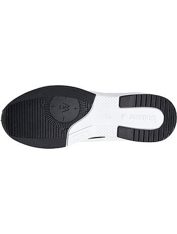Baskets slip on, souple et légère, avec lacets