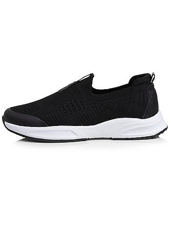 Baskets confortable, résistante, semelle à mémoire forme et facile à enfiler Isotoner
