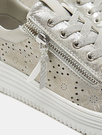 Baskets confortables BATA