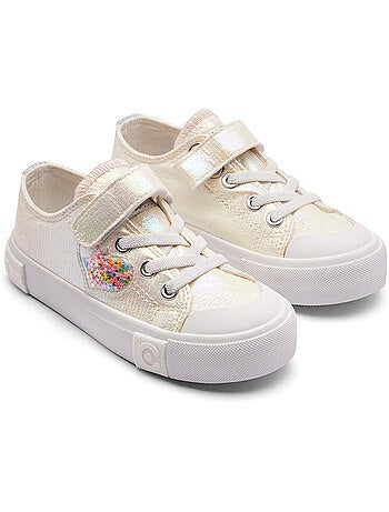 Baskets Conguitos Corazones