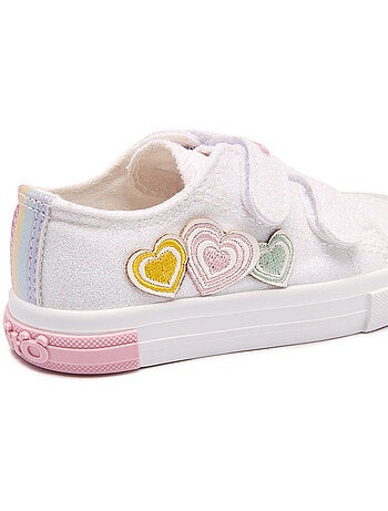 Baskets conguitos glitter corazones