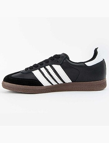 BASKETS CUIR NATUREL NOIR