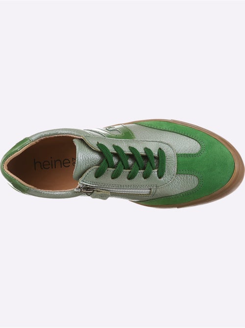 Baskets Cuir Vachette - Taille Standard - Helline - Kiabi Baskets Cuir Vachette - Taille Standard - Helline - Kiabi