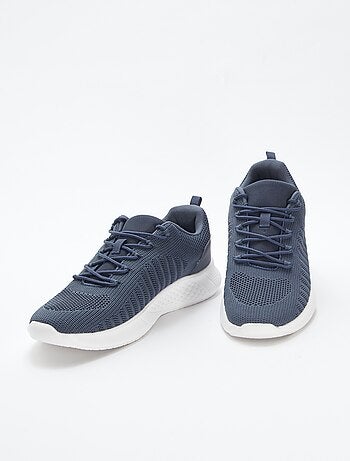 Baskets de running unies à lacets