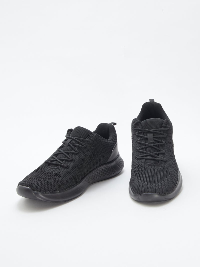 Baskets de running unies à lacets Noir - Kiabi