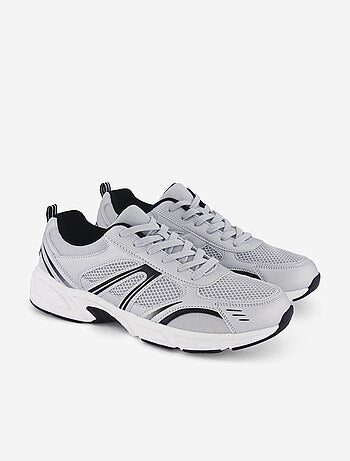 Baskets de sport en mesh