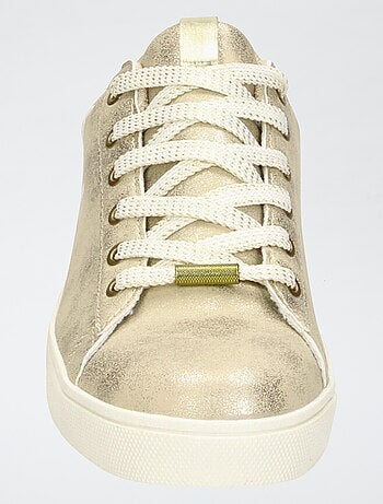 Baskets de ville dorés