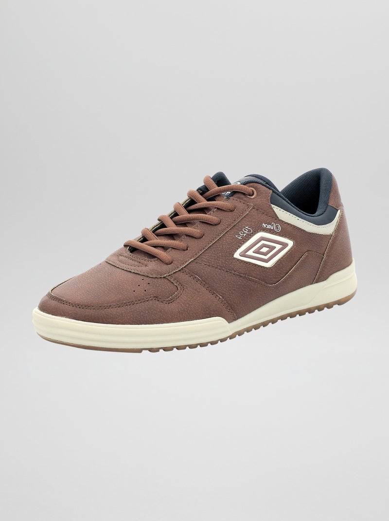 Baskets de ville 'Umbro' Camel - Kiabi