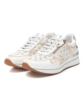 Baskets décontractée lacets