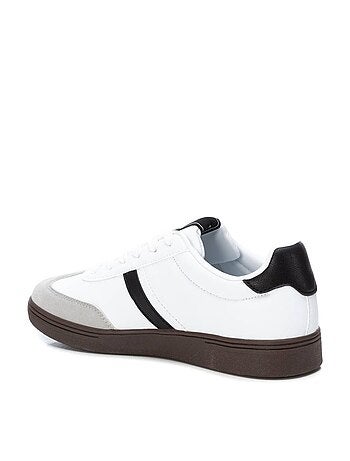 Baskets décontractée lacets