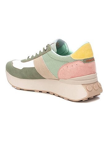 Baskets décontractée lacets