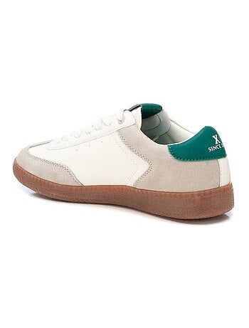 Baskets décontractée lacets