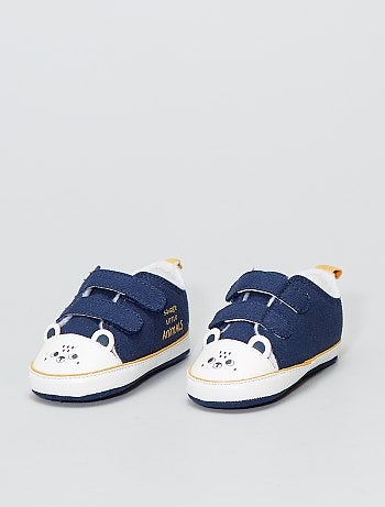 Baskets doublées et animations oreilles