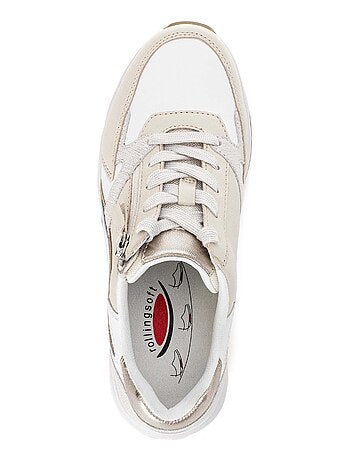 Baskets écru en cuir lisse