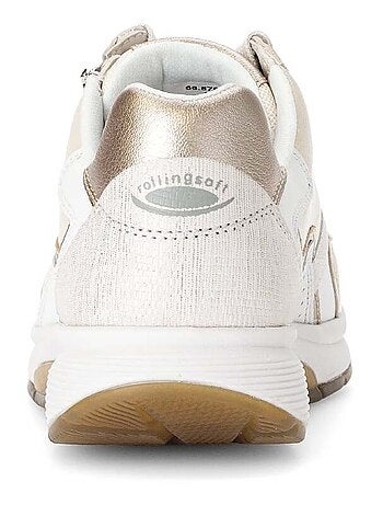 Baskets écru en cuir lisse