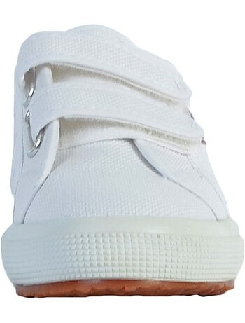 Baskets en coton. Superga