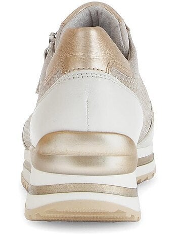 Baskets en cuir