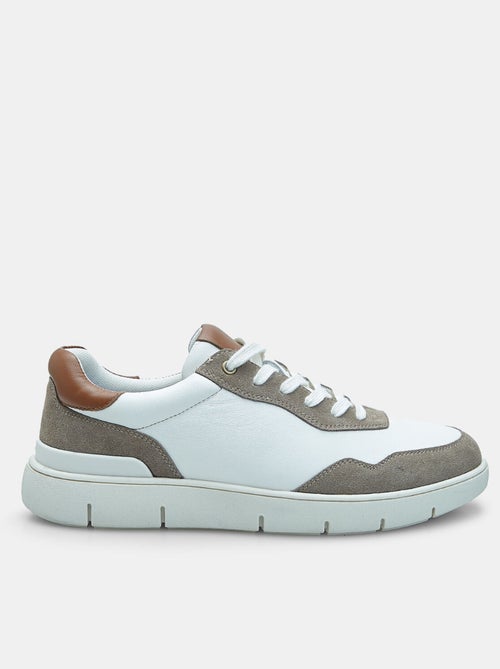 Baskets en Cuir BATA - Kiabi