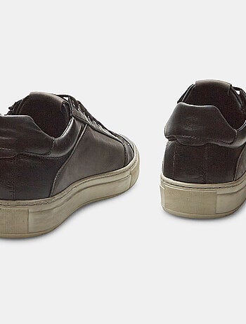 Baskets en cuir BATA