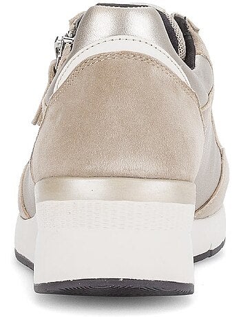 Baskets en cuir