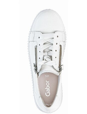 Baskets en cuir