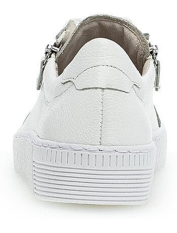 Baskets en cuir