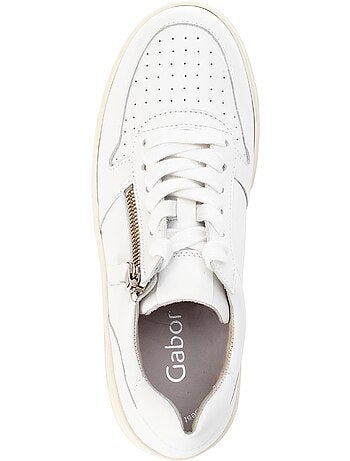 Baskets en cuir