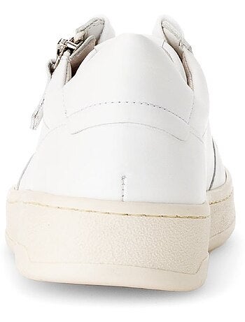 Baskets en cuir