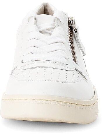 Baskets en cuir