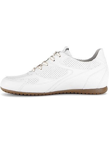 Baskets en cuir