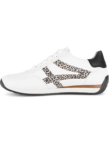 Baskets en cuir