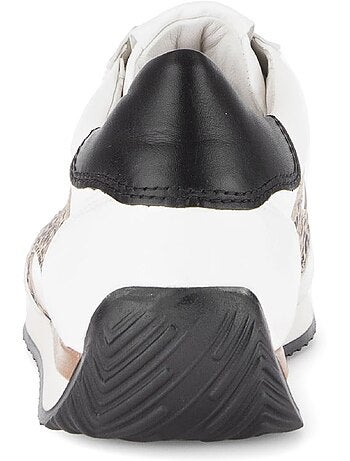 Baskets en cuir