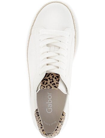 Baskets en cuir