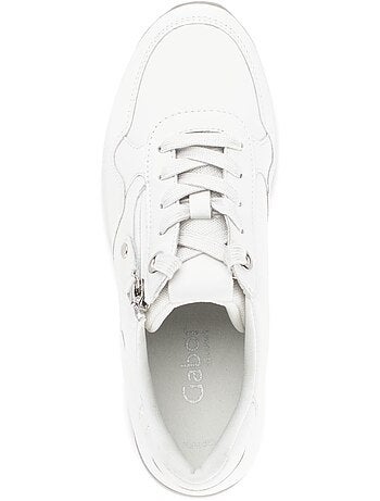 Baskets en cuir